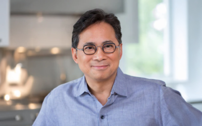 Dr. William Li, cardiólogo de Harvard: “Especialmente en hombres de 60 años, el cacao con flavonoides altos puede duplicar las células sanguíneas y reducir el riesgo cardiovascular”